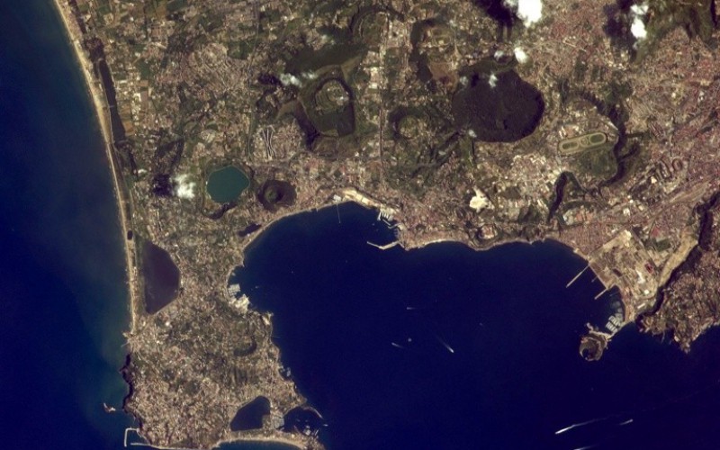 22/01/15 Dalle geosinclinali alle zolle litosferiche. La Geologia a Napoli durante l’avventura scientifica degli anni ’60.